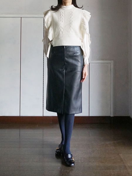 akikoaoki synthetic leather skirt